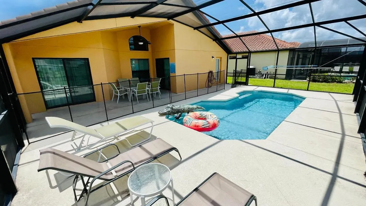 Upgraded 4 Bedroom Pool Home On Gated Golf Resort Davenport ABD